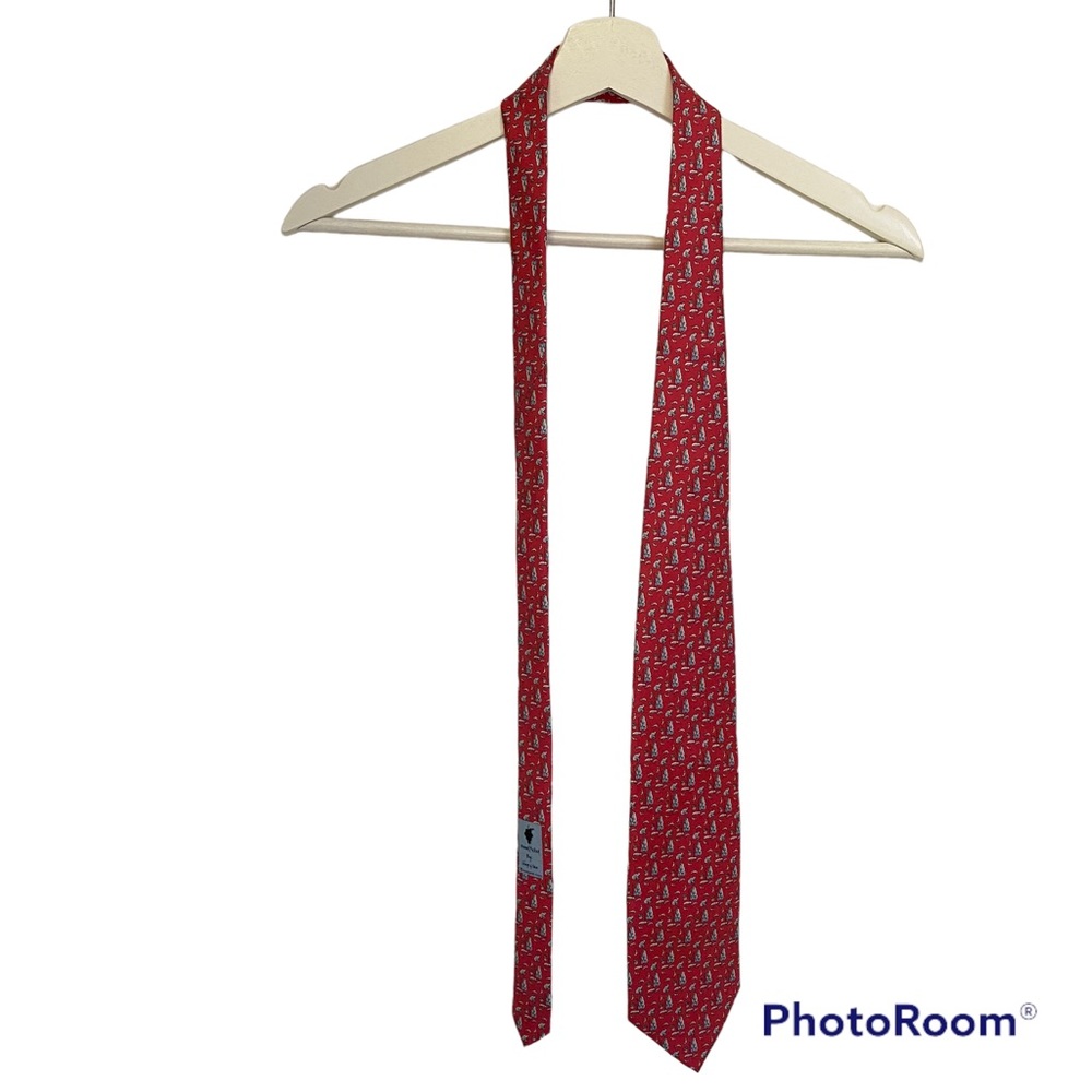 Vineyard Vines Fishing Polar Bear Tie